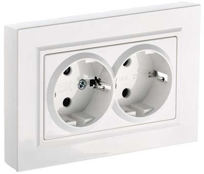 BRITE Роз. 2-я с з/к без з/ш 16А в сб. РС12-3-БрБ бел. IEK BR-R21-16-K01-F - фото 241928