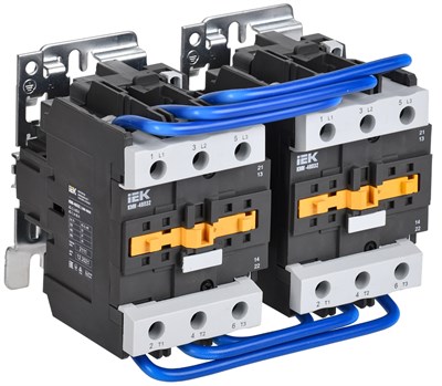 Контактор КМИ-48032 реверс 80А 230В/АС3 2NO;2NC IEK KKM43-080-230-22-1 - фото 242414