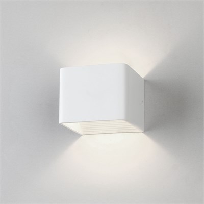 Настенный светодиодный светильник Corudo MRL LED 1060 белый a063686 - фото 257409