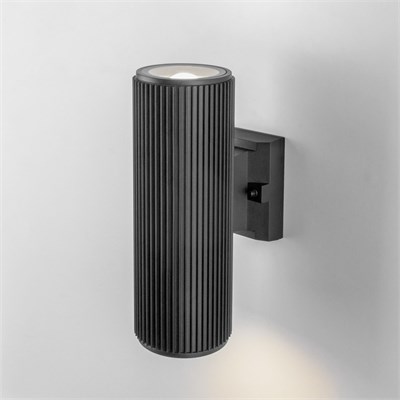 Уличный настенный светильник Strict IP54 1403 Techno серый a032624 - фото 262904